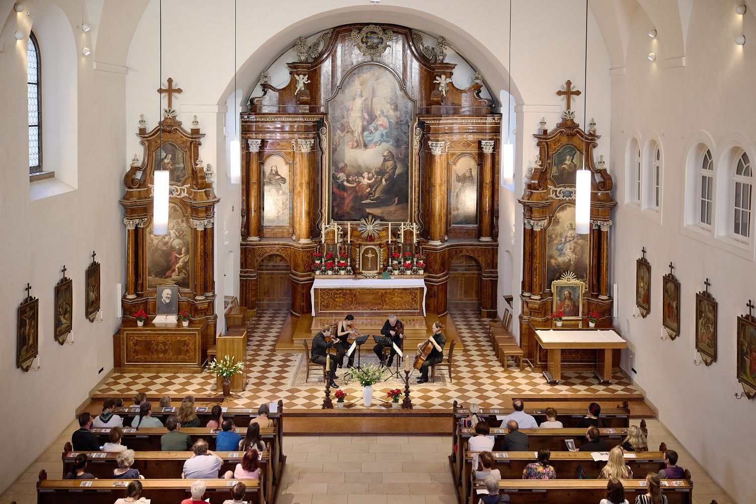 1+1 gratis für Die kleine Nachtmusik image